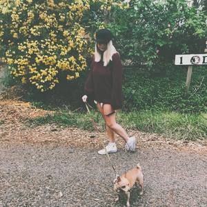 Meet your Posher, Christiana